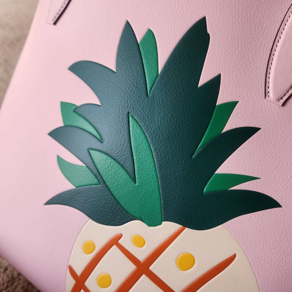 NWT Kate Spade Pineapple Colada Reversible Leather Tote With Matching Wristlet - Picture 4 of 15